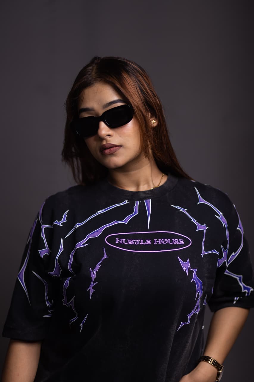 oversized-pantherverse-tshirt-1