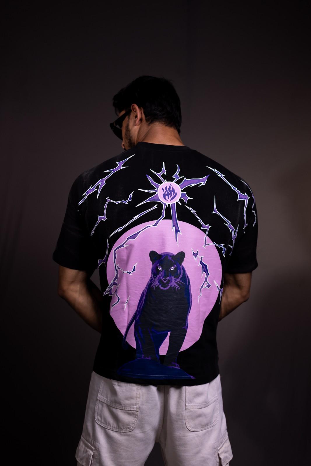 oversized-pantherverse-tshirt-4